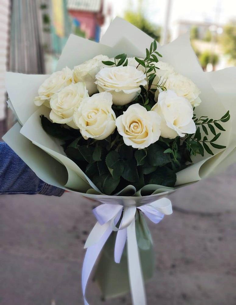 Букет Белые розы Проуд в Ишимбае