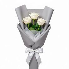 Букет 3 белые розы в Ишимбае