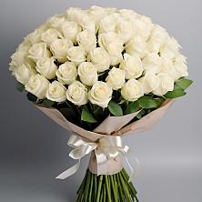 Букет 101 беля роза Белоснежка в Ишимбае
