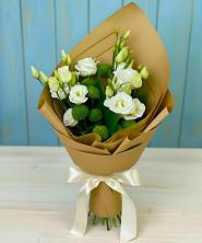 Букет цветов из:  Хризантемы и Лизиантусы в Ишимбае