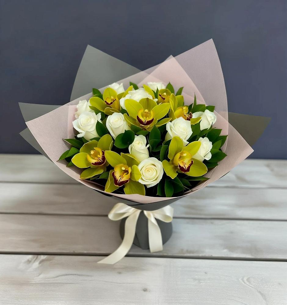 Букет цветов из: Орхидеи и Розы в Ишимбае