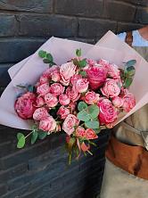 Букет розы в пальмах в Ишимбае Букет цветов из: Розы в Ишимбае