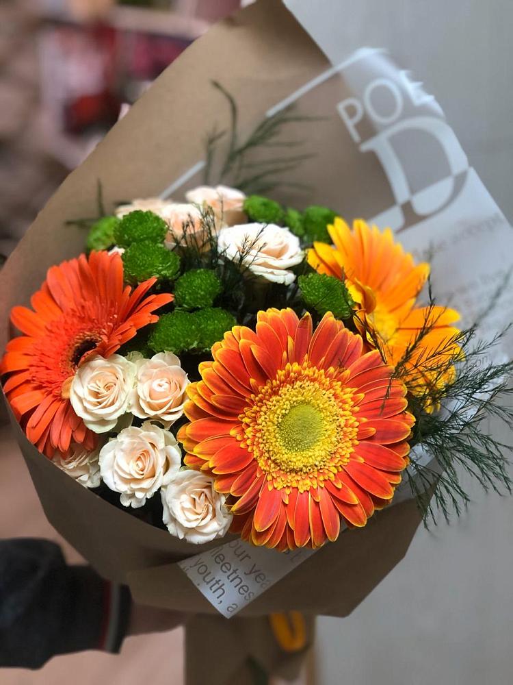 Букет цветов из: Герберы, Хризантемы и Розы в Ишимбае