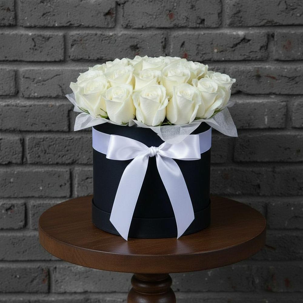 Цветочная композиция из Розы в шляпной коробке в Ишимбае