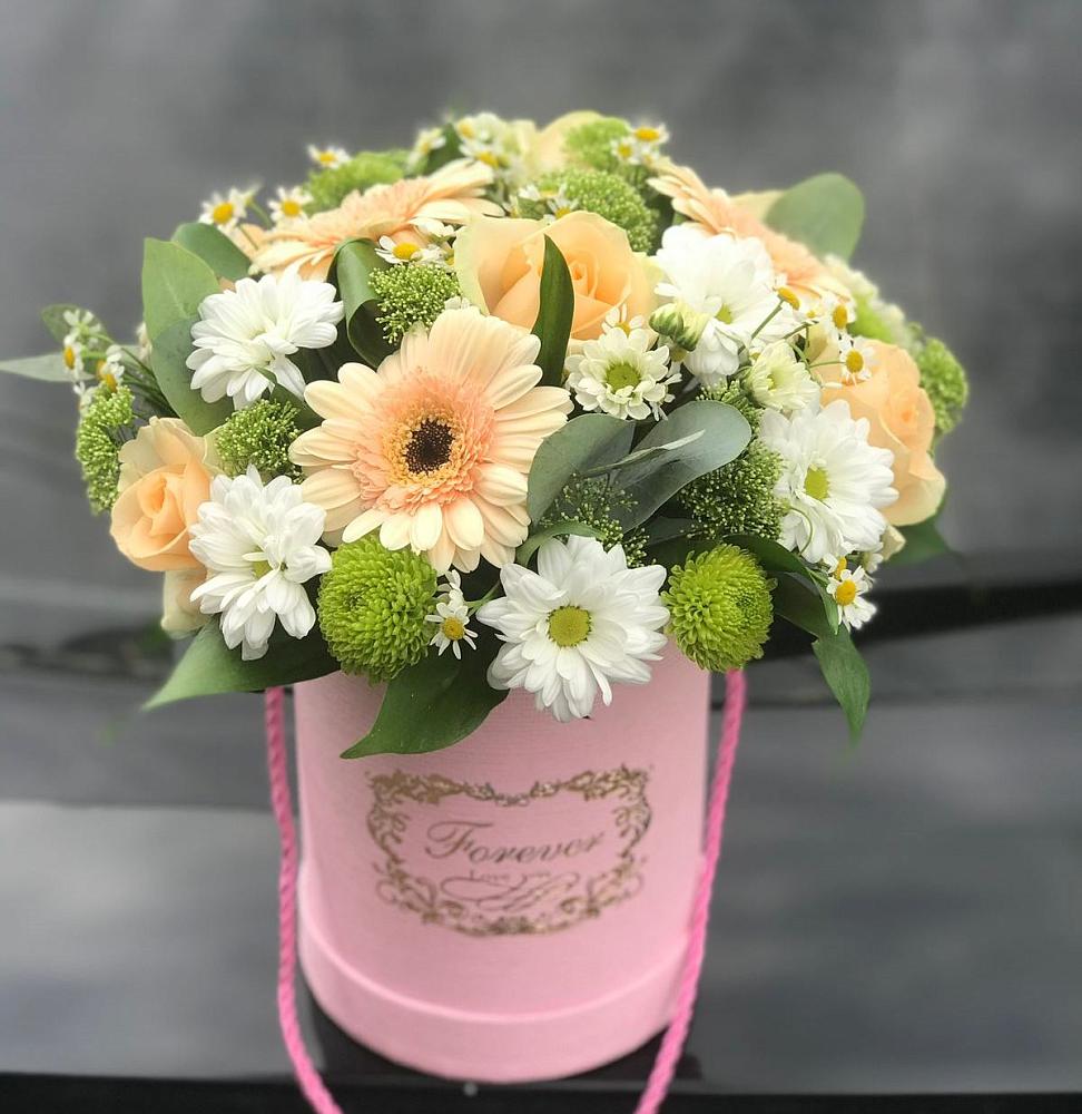 Цветочная композиция из Розы, Герберы и Хризантемы в шляпной коробке в Ишимбае