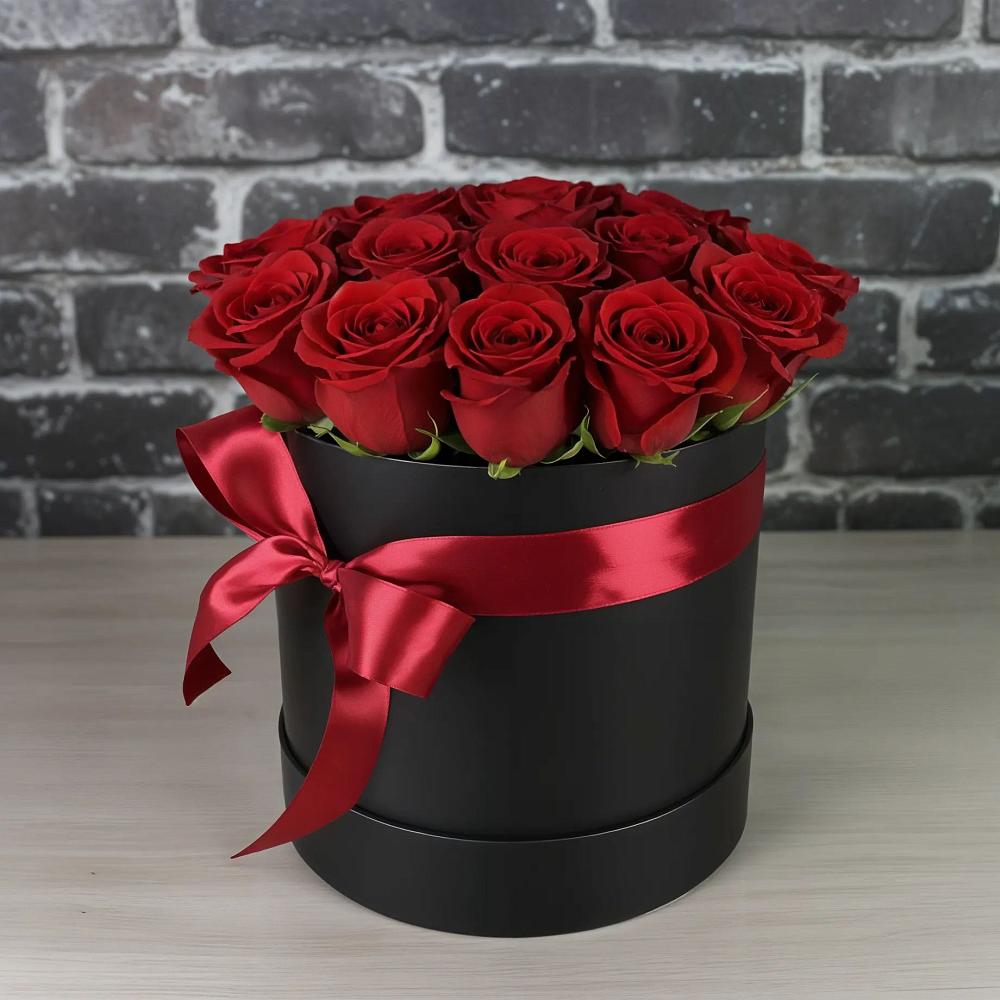 Цветочная композиция из Розы в шляпной коробке в Ишимбае