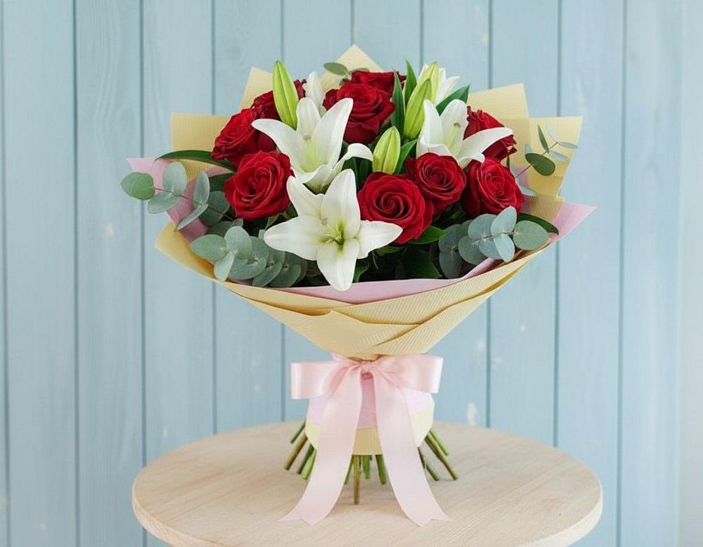 Букет цветов из: Лилии и Розы в Ишимбае